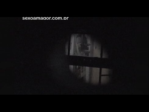 ❤️ Szőke lányt titokban videóra vette a környékbeli kukkoló, aki üreges téglák mögé rejtőzött ️❌ Szuper pornó at hu.sexygirlspics.ru ❤
