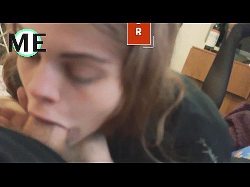 ❤️ Fasz a torkában, szakadt harisnyanadrág és szakadt magassarkú. ️❌ Szuper pornó at hu.sexygirlspics.ru ❤